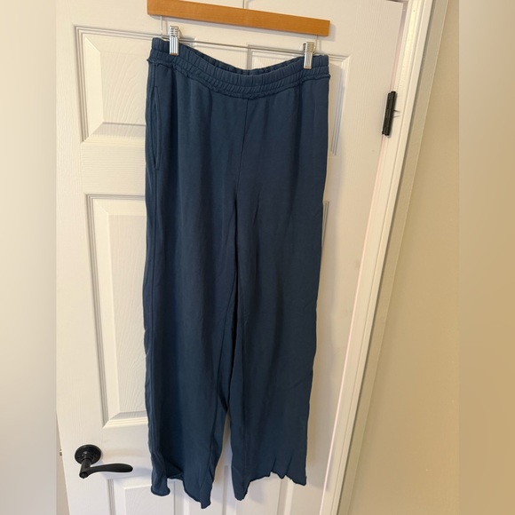 Skims French Terry wide leg pant - small - Picture 3 of 6